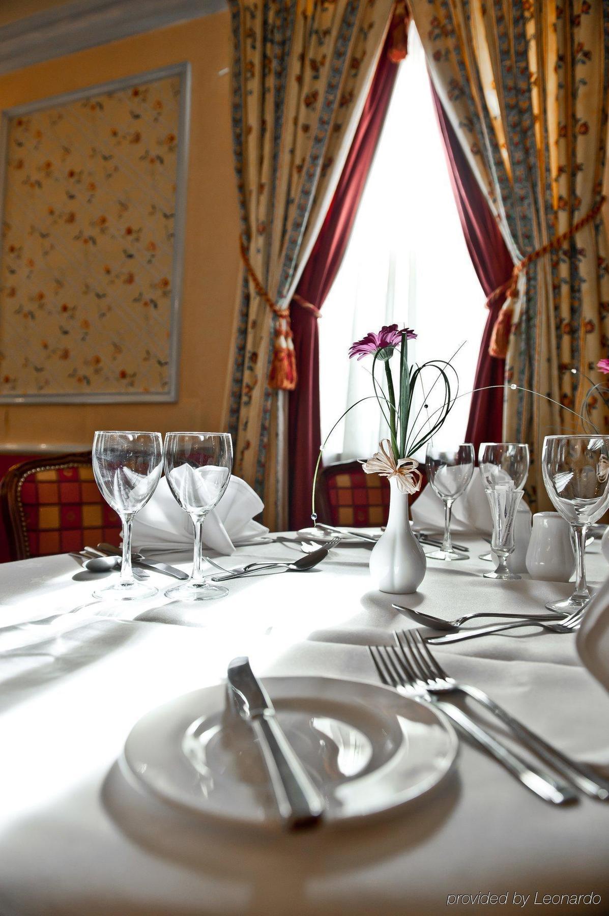 Talbot Hotel ลีโอมินสเตอร์ ร้านอาหาร รูปภาพ